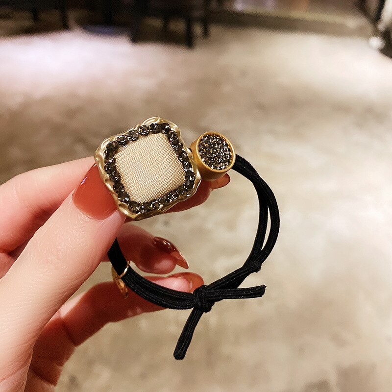 2022 New Hair Accessories Elegant And Light Luxury Hair Ring Temperament Diamond-Studded Pearl Head Rope Simple Rubber Band