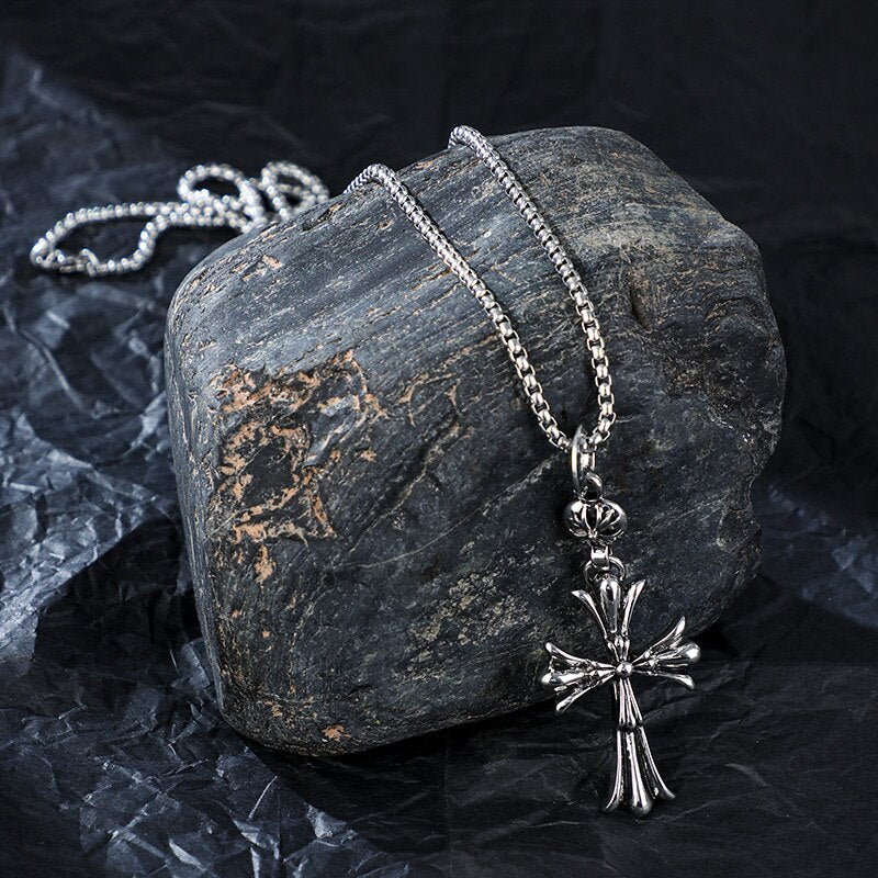 Cross Necklace Copper 18K Gold Plated Cross Pendant Necklace for Women Men Classic Accessories Wholesale