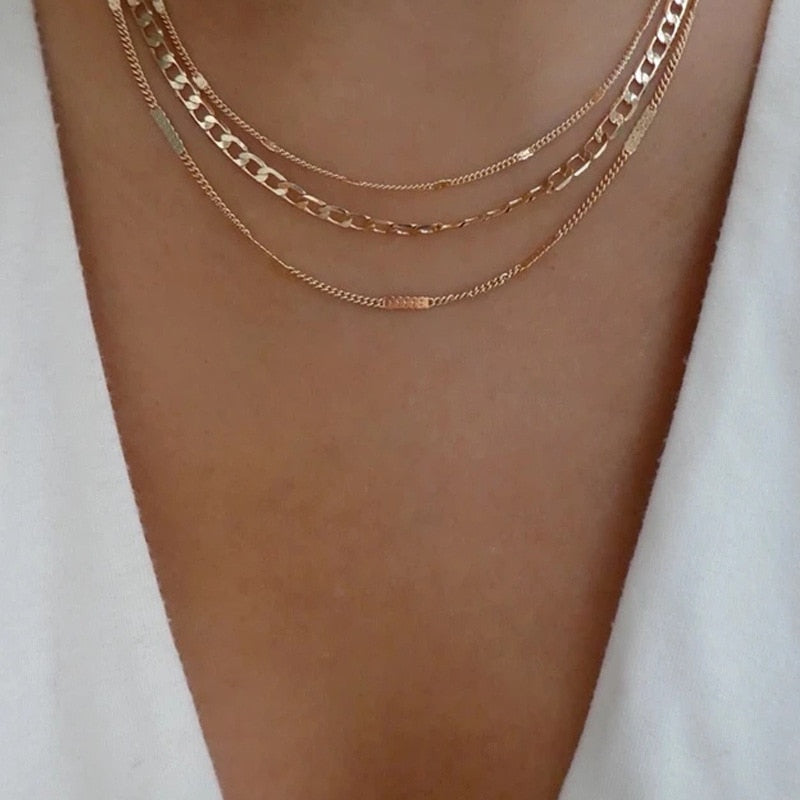 YWZIXLN Trend Elegant Jewelry Crystal Triangle Pendant Necklace Golden Color Unquie Women Fashion Necklace Wholesale N0310
