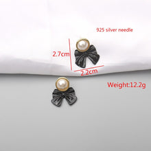 Load image into Gallery viewer, Black Hanging Long Earrings for Women Triangle Square Statement Drop Earrings 2022 boucle oreille femme Fashion Jewelry