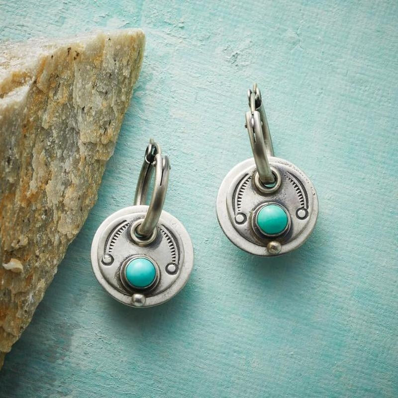 Vintage Round Blue Green Stone Earrings for Women Ethnic Ancient Silver Color Hand Carved Pattern Dangle Earrings Jewelry