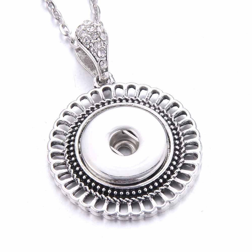 New Snap Jewelry 18mm Snap Buttons Necklaces Round Crystal Rhinestone Buttons Pendant Necklace Women DIY Fashion Jewelry 2022