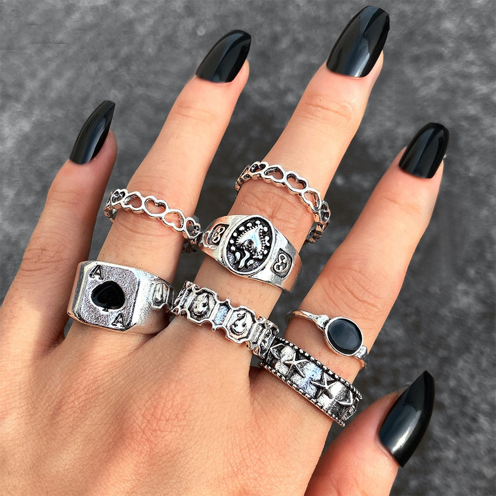 Punk Gothic Heart Ring Set for Women Black Dice Vintage Spades Ace Silver Plated Retro Rhinestone Charm Billiards Finger Jewelry