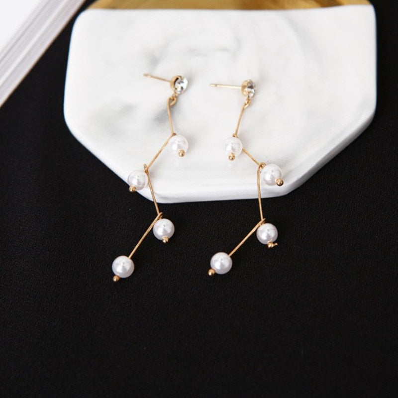 White Color Hanging Earrings for Women Korean Fashion Long Dangle Earrings Crystal Tassel Earrings Birthday Gift pendientes