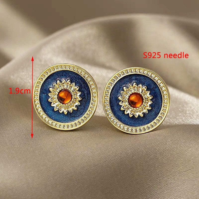 New Stylish Enamel Stud Earrings for Women Korean Fashion Leaf Cross Earrings Girls Sweet Flower Elemant Ear Jewelry aretes