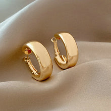 Load image into Gallery viewer, Trendy Geometric Elegant Cute Imitation Pearl Hoop Earrings for Women Classic Small Stud Earring Wedding Jewelry