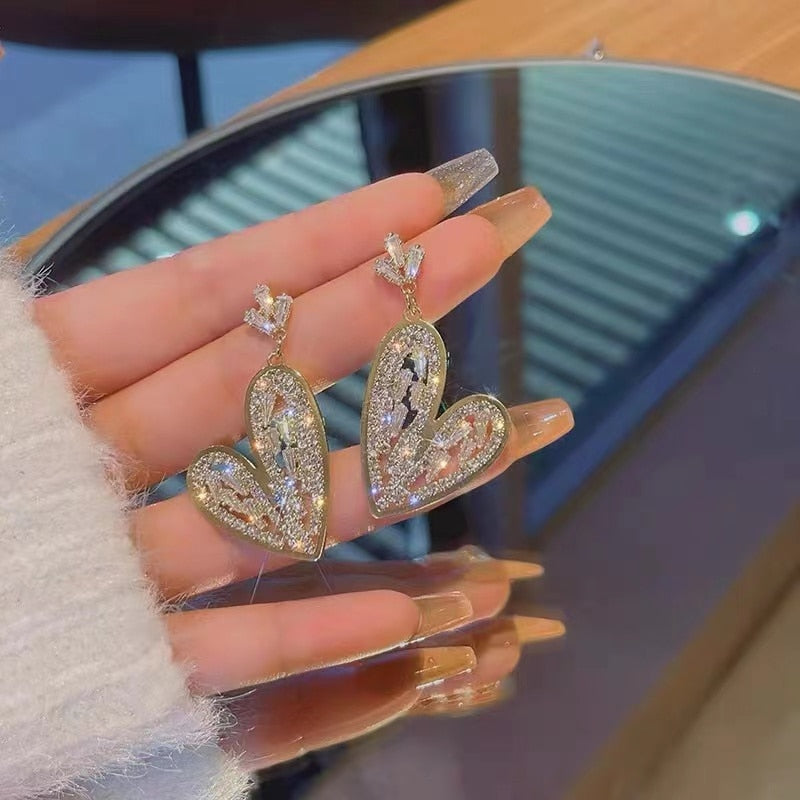 2022 New Fashion Trend Unique Design Elegant Delicate Heart Shaped Zircon Stud Earrings Women&#39;s Jewelry Party Gift Wholesale