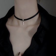 Load image into Gallery viewer, Korean Fashion Velvet Choker Necklace for Women Vintage Sexy Lace Necklace with Pendants Gothic Girl Neck Jewelry Accessories