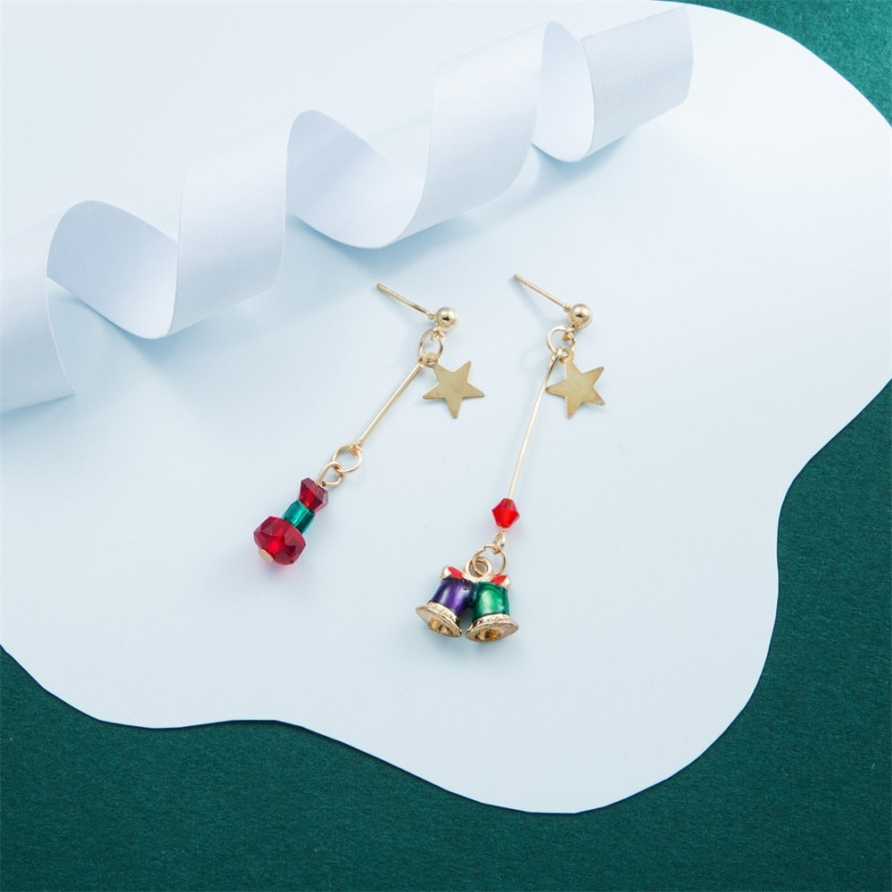 ALIUTOM 2022 New Christmas Tree Green Earrings Santa Claus Snowflake Snowman for Women Cute Drop Earrings Jewelry Accessories
