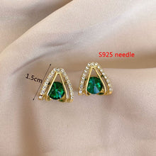 Load image into Gallery viewer, Green Color Stylish Stud Earrings for Women Korean Fashion Girls Heart Earrings Charming Ear Jewelry oorbellen voor vrouwen