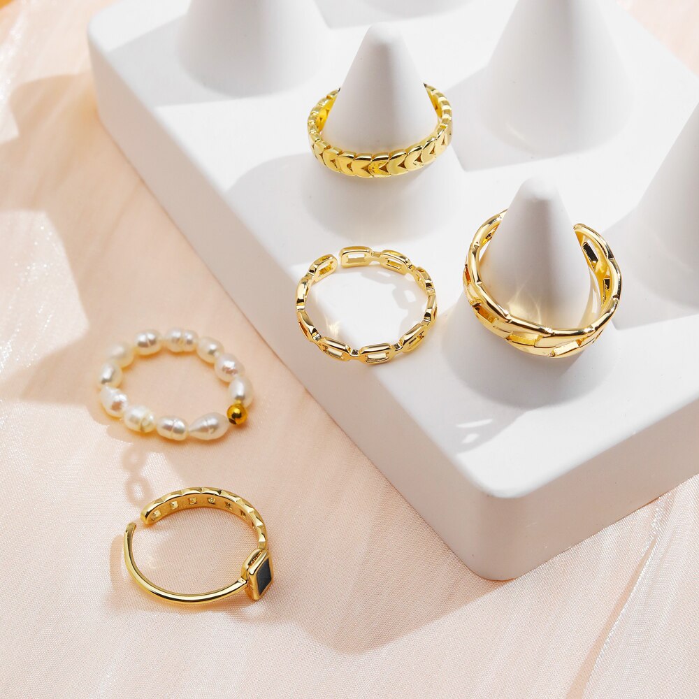 KINFOLK INS Style 5Pcs/Set Gold Color Pearl Rings Set For Women Square Leaf Chain Finger Rings Charm Jewelry Birthday Gifts 2022