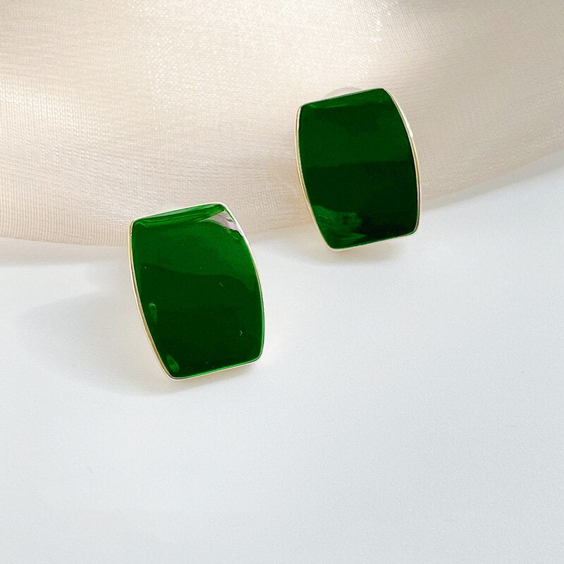 Green Color Stylish Stud Earrings for Women Korean Fashion Girls Heart Earrings Charming Ear Jewelry oorbellen voor vrouwen