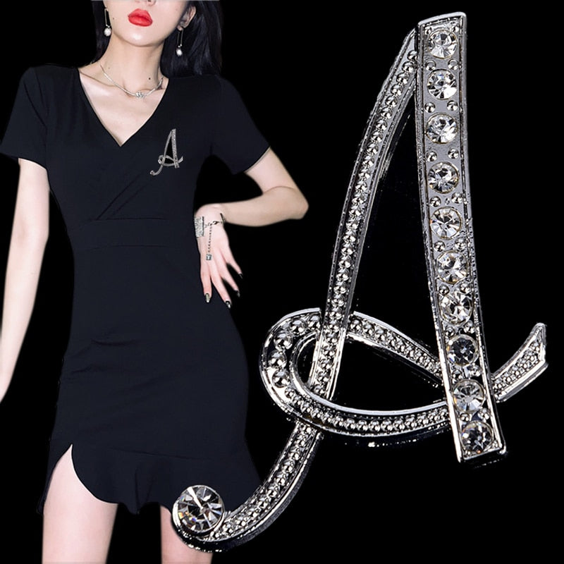 Women Luxury English A-Z Letter Brooch Pin Crystal Rhinestone Metal Glossy Girls Ladies Lapel Collar Pin Scarf Clothes Decor