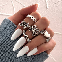 Load image into Gallery viewer, Punk Gothic Heart Ring Set for Women Black Dice Vintage Spades Ace Silver Plated Retro Rhinestone Charm Billiards Finger Jewelry