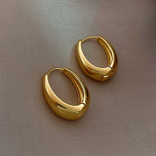 Load image into Gallery viewer, 2022 Fashion Vintage Stud Earrings For Women Exquisite Statement Geometric Gold Earrings Wedding Jewelry