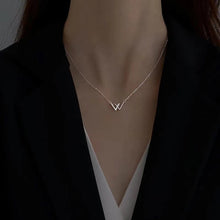 Load image into Gallery viewer, New Shiny Butterfly Necklace Ladies Exquisite Double Layer Clavicle Chain Necklace Jewelry for Ladies Gift