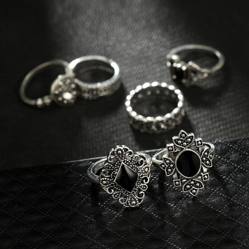 Prsztl 15 Piece Ring Set for Women Personalized Fashion Hollow Lotus Sunflower Geometric Black Gemstone Set Ring Jewelry