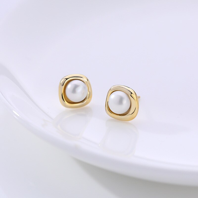 Fashion Earrings S925 Sterling Silver Jewelry Gold Plated Baroque Pearl Stud Earrings For Women 2022