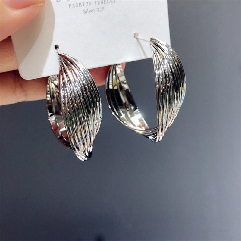 LATS Fashion Distortion Interweave Twist Metal Circle Geometric Round Hoop Earrings for Women Accessories Retro Party Jewelry