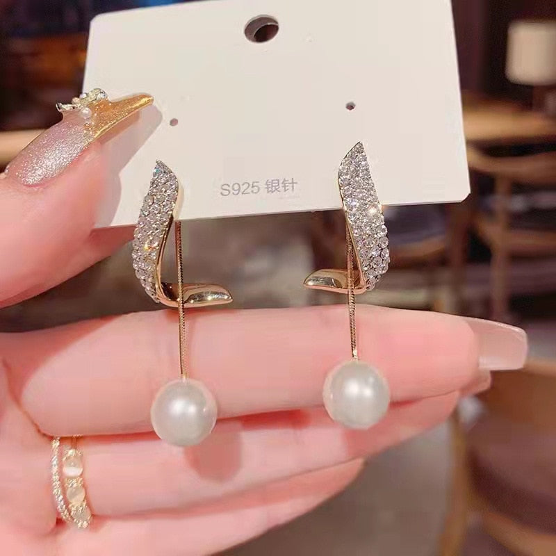 2022 New Classic Elegant Imitation Pearl Dangle Earrings For Women Crystal Long Tassel Exquisite Drop Earring Wedding Jewelry