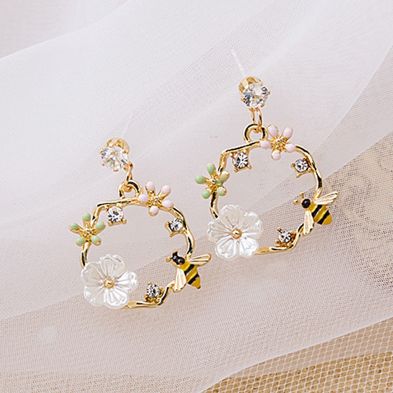 2022 Korean Exquisite Flower Butterfly Earrings For Women Bling AAA Zircon Stud Earring Girl Wedding Party Sweet Jewelry Brincos